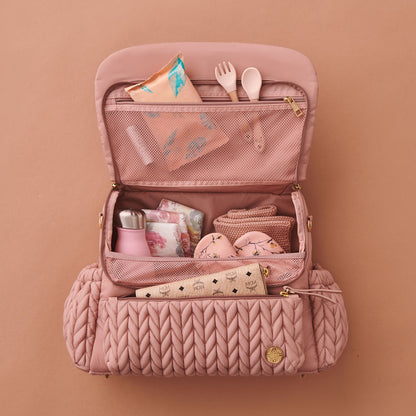 Mum & Co. 👜✨ – Elegant, durable, and made for moms who do it all.