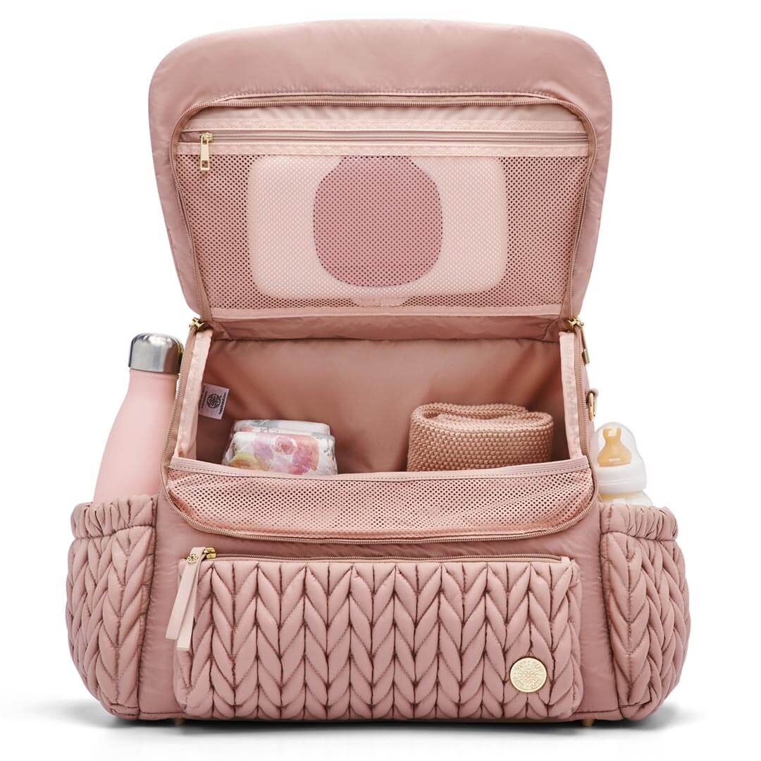 Mum & Co. 👜✨ – Elegant, durable, and made for moms who do it all.